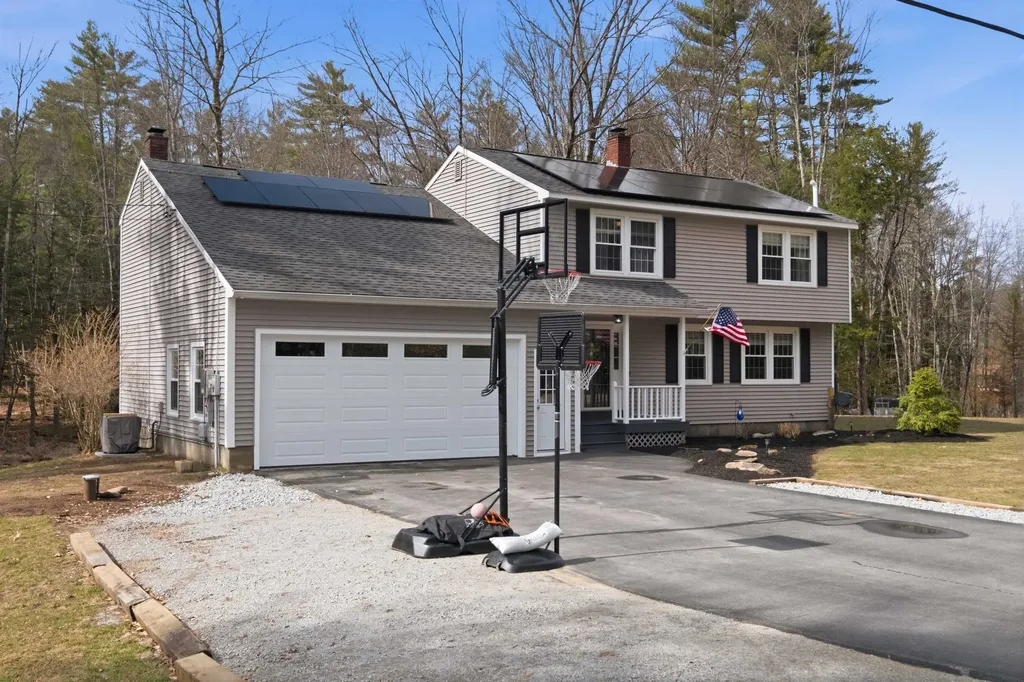 4 Cedar Lane Bow NH 03304