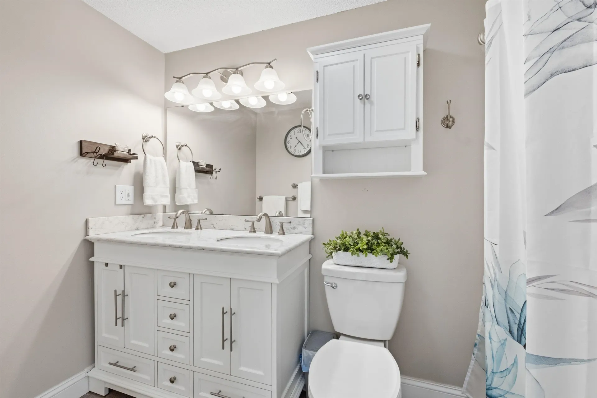 4 Cedar Lane Bow NH 03304