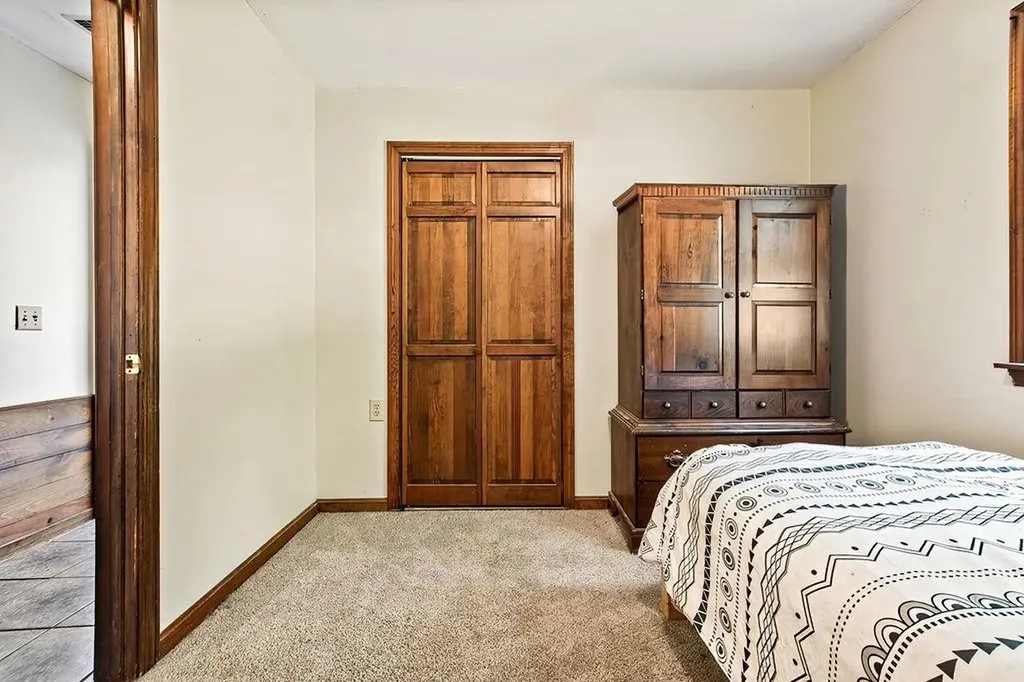 23 Fletcher Road Newport NH 03773