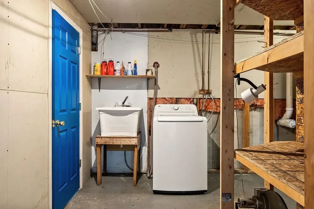 23 Fletcher Road Newport NH 03773