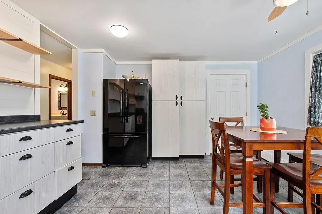 23 Fletcher Road Newport NH 03773