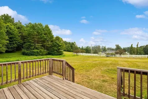 23 Fletcher Road Newport NH 03773