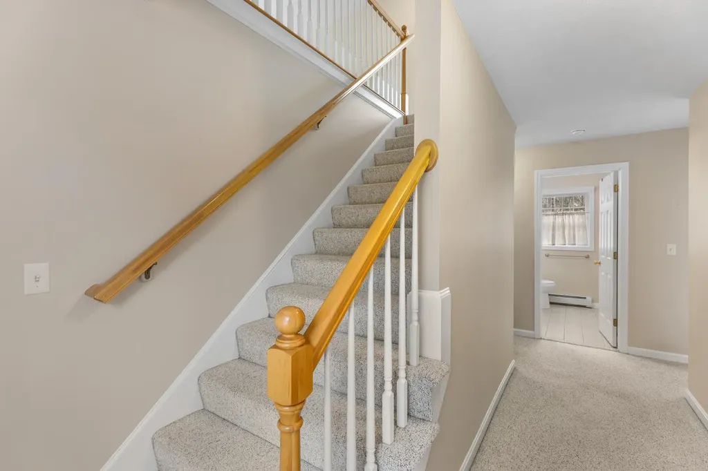 24 Ladd Road Brentwood NH 03833