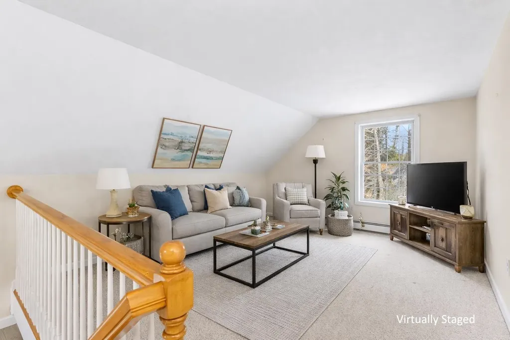 24 Ladd Road Brentwood NH 03833