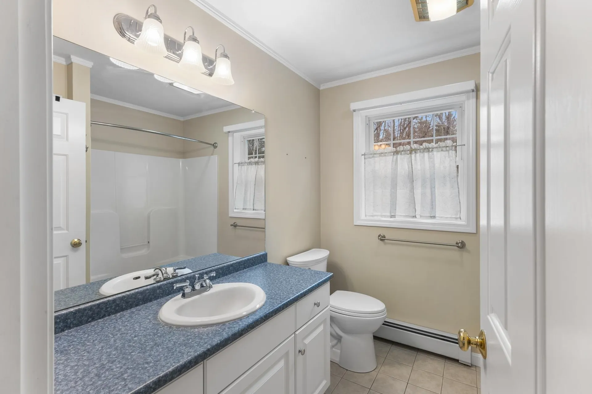 24 Ladd Road Brentwood NH 03833