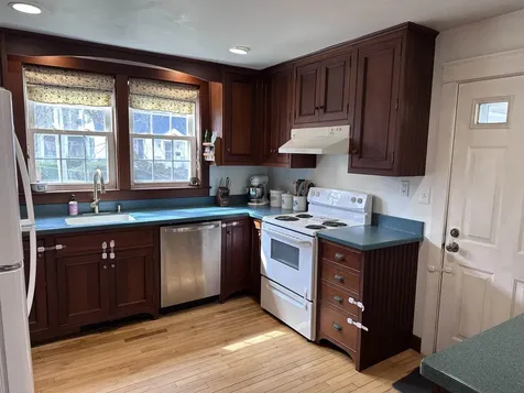 13 Grand Street Claremont NH 03743