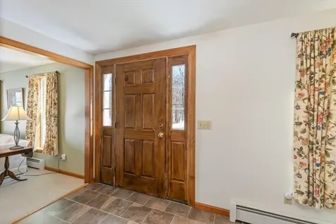 34 Ballard Road Derry NH 03038