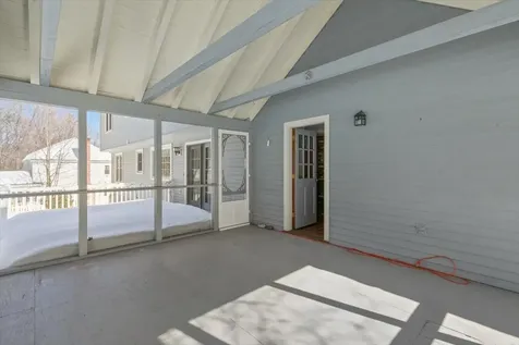 34 Ballard Road Derry NH 03038