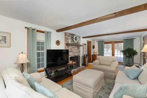 34 Ballard Road Derry NH 03038
