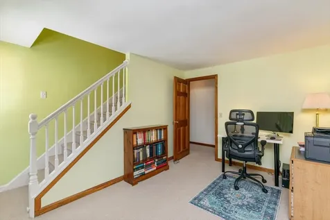 34 Ballard Road Derry NH 03038