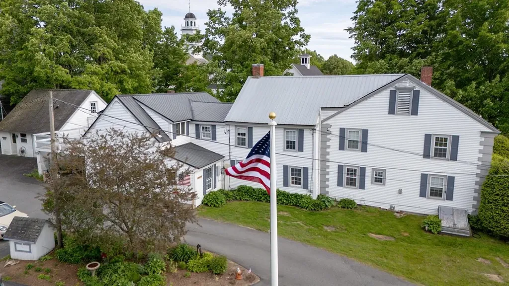 412 Dartmouth College Highway Haverhill NH 03765