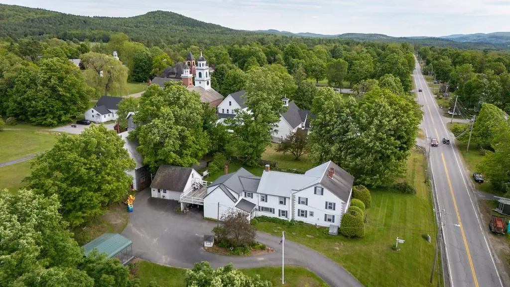 412 Dartmouth College Highway Haverhill NH 03765