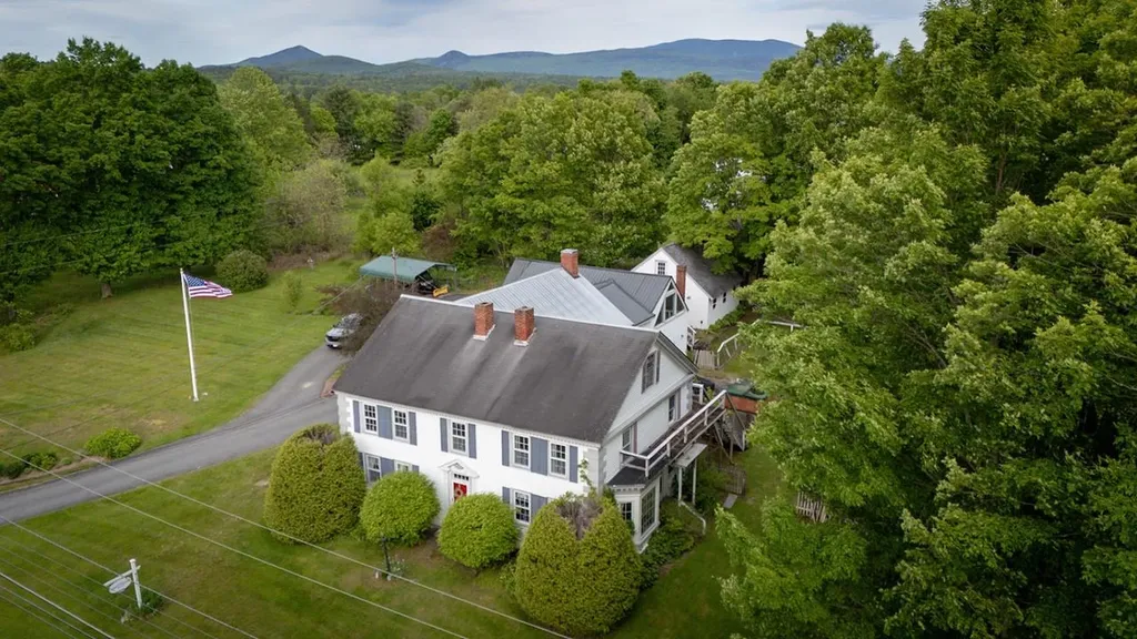 412 Dartmouth College Highway Haverhill NH 03765