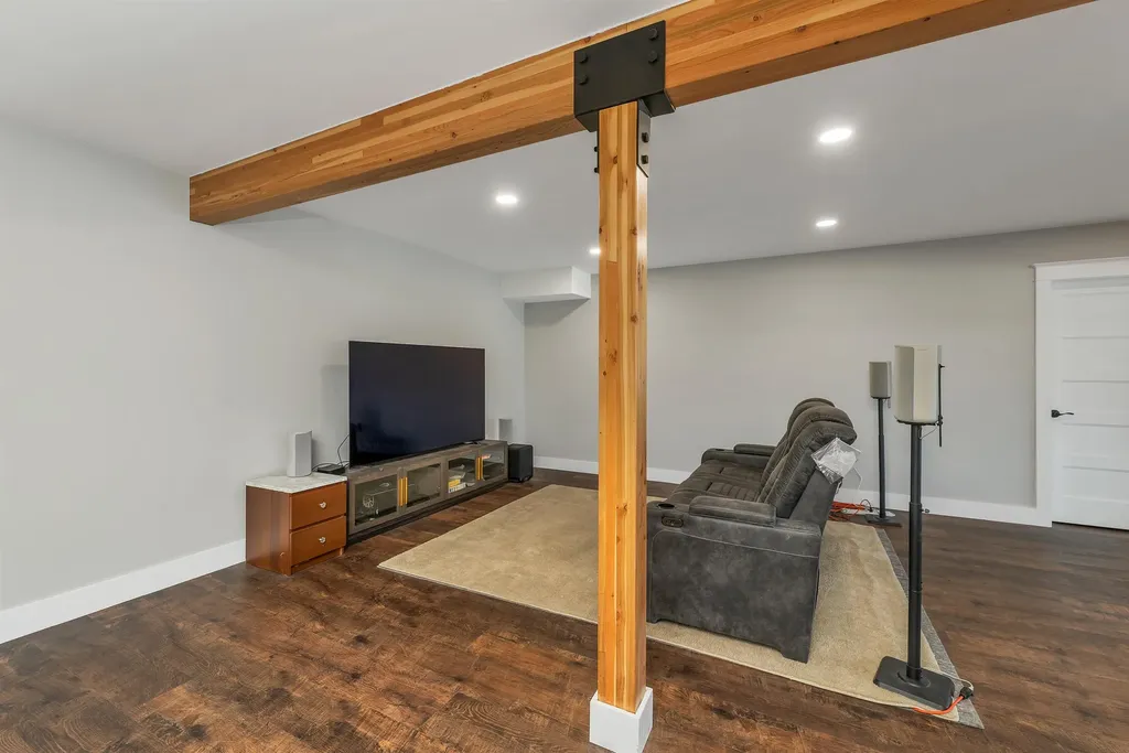 60 Blake Hill Road Ossipee NH 03814