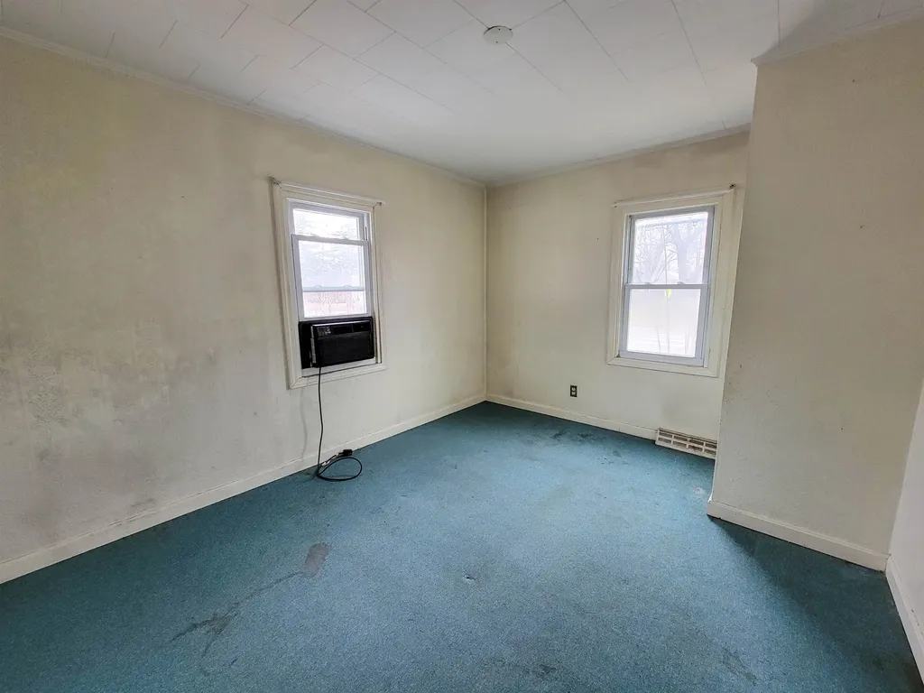 1813 North Avenue Burlington VT 05408