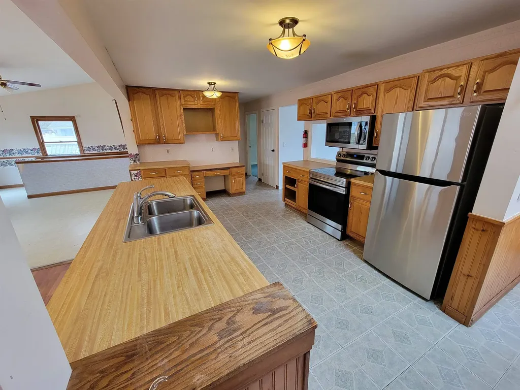 1813 North Avenue Burlington VT 05408