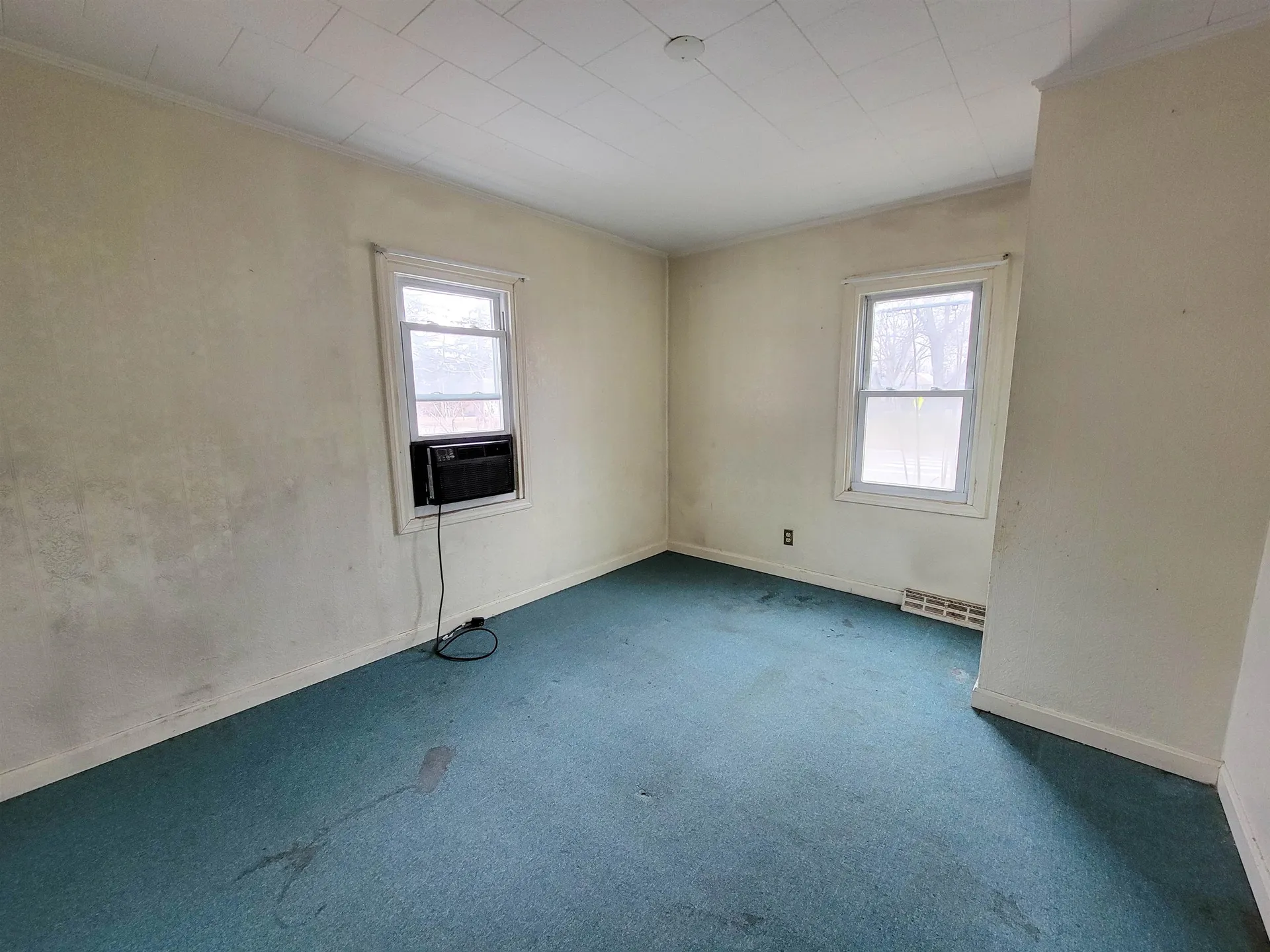 1813 North Avenue Burlington VT 05408