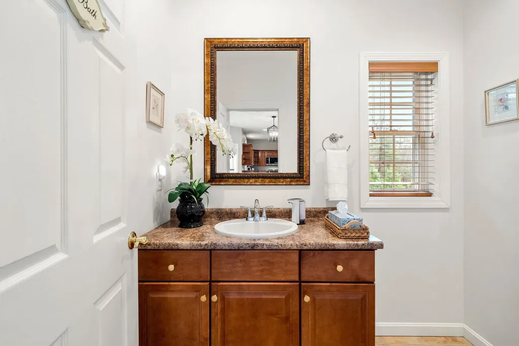 3 High Gate Drive Bedford NH 03110