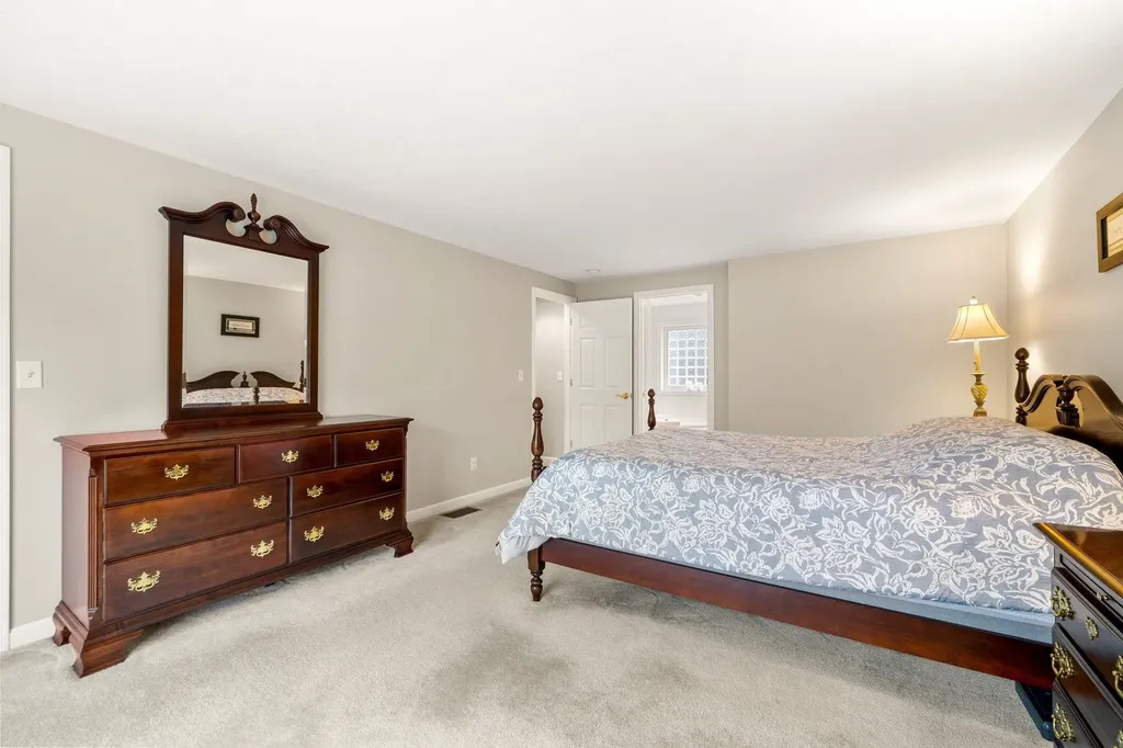 3 High Gate Drive Bedford NH 03110