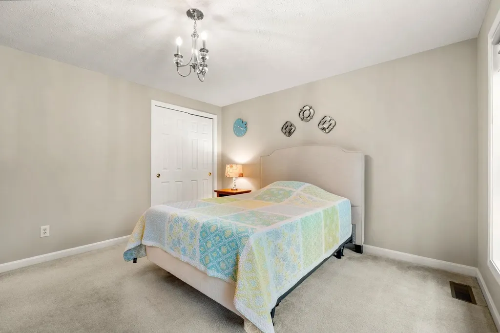 3 High Gate Drive Bedford NH 03110