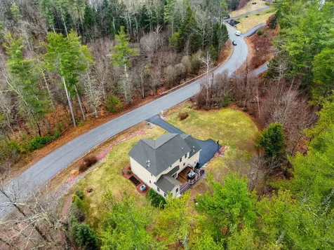 3 High Gate Drive Bedford NH 03110