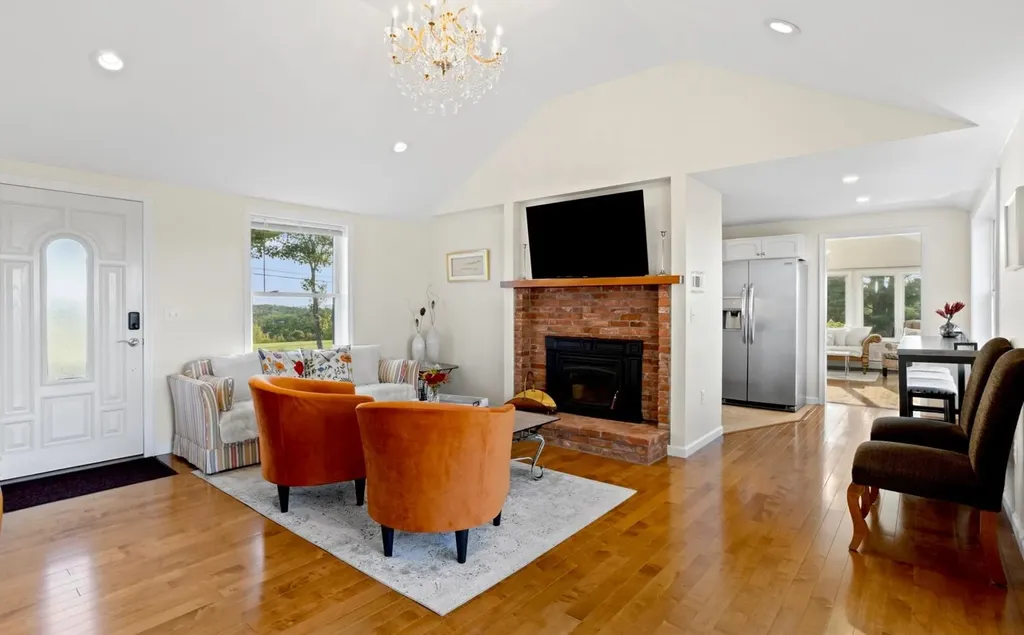 152 Evans Road Barnstead NH 03218