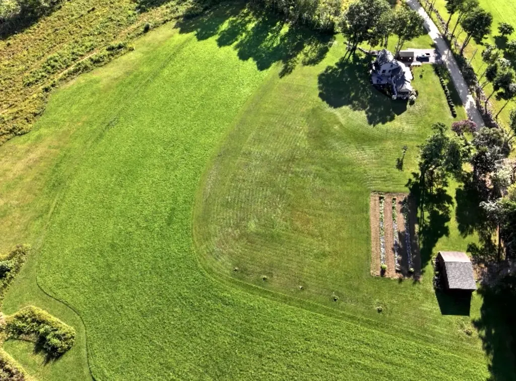 152 Evans Road Barnstead NH 03218