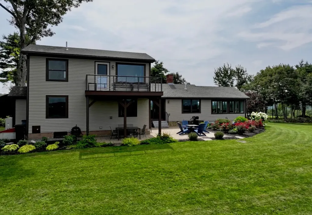 152 Evans Road Barnstead NH 03218