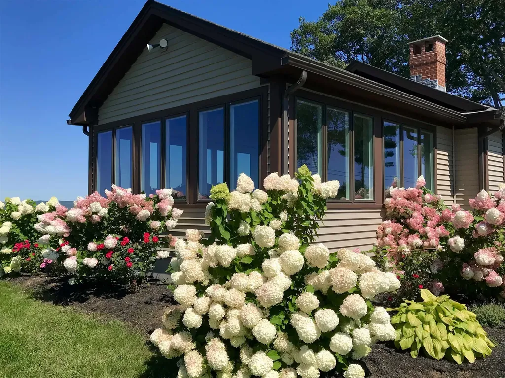 152 Evans Road Barnstead NH 03218