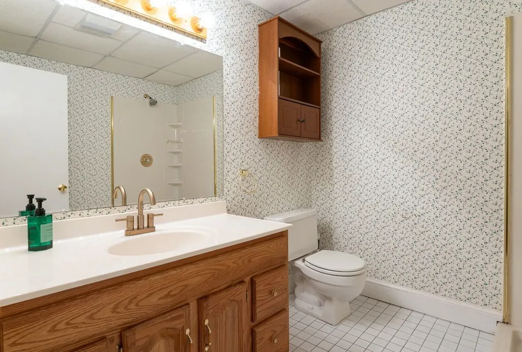 1 Juniper Way Merrimack NH 03054