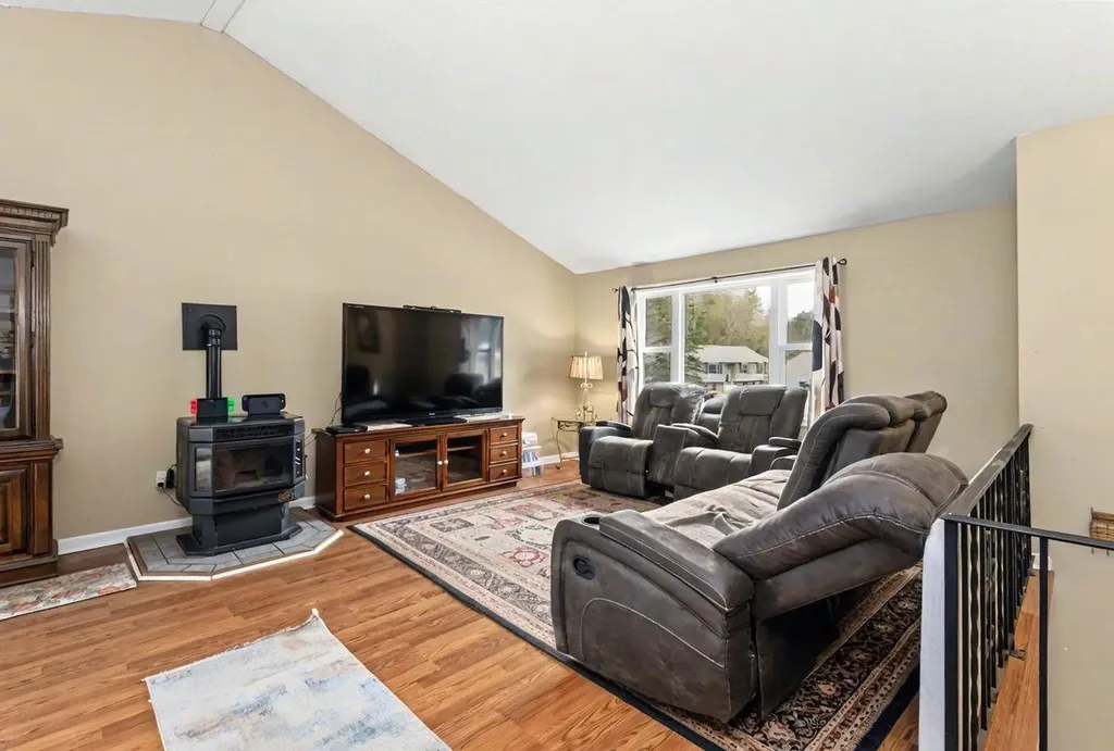 1 Juniper Way Merrimack NH 03054