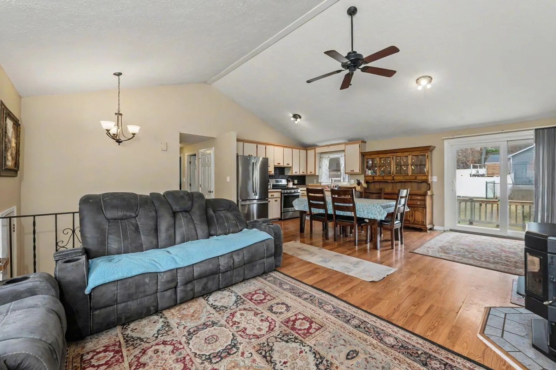 1 Juniper Way Merrimack NH 03054