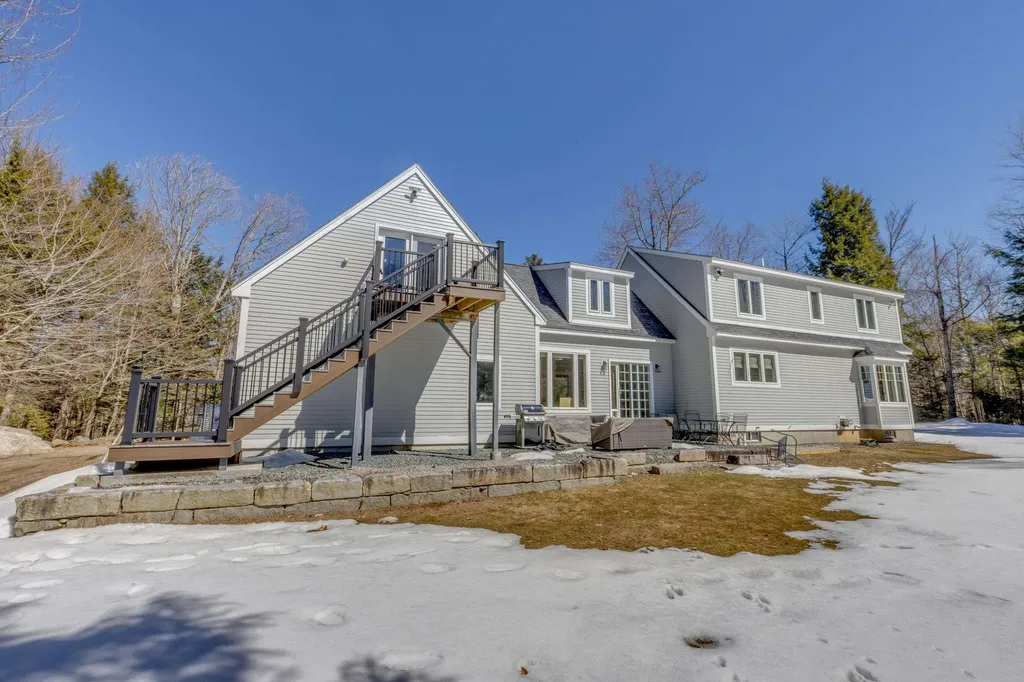 47 Puckerbrush Road Campton NH 03223