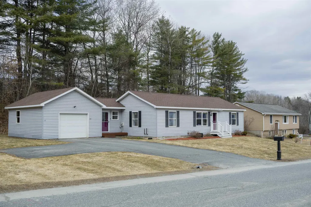 401 Colonial Drive Hartford VT 05001
