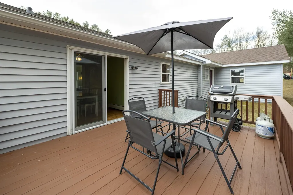 401 Colonial Drive Hartford VT 05001