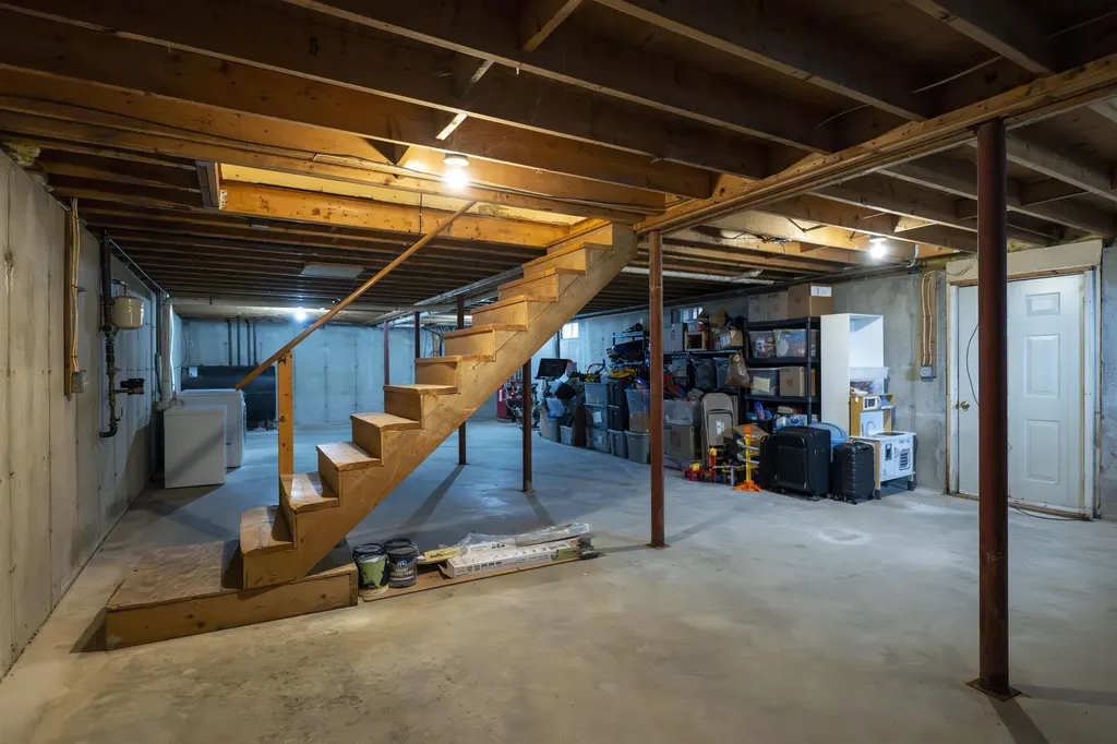 401 Colonial Drive Hartford VT 05001