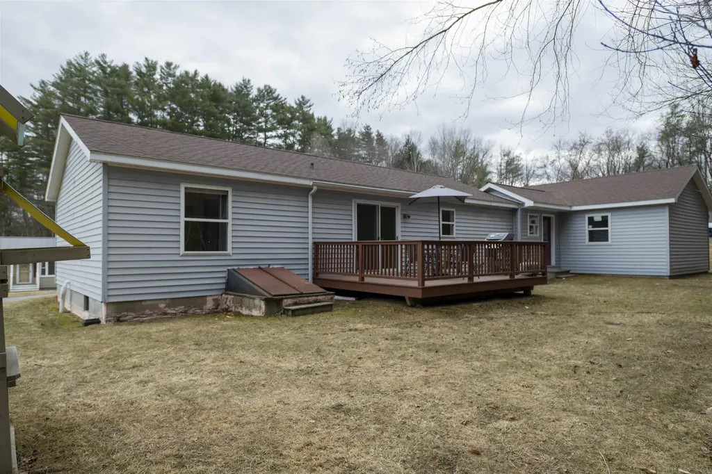 401 Colonial Drive Hartford VT 05001