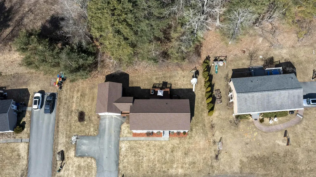 401 Colonial Drive Hartford VT 05001