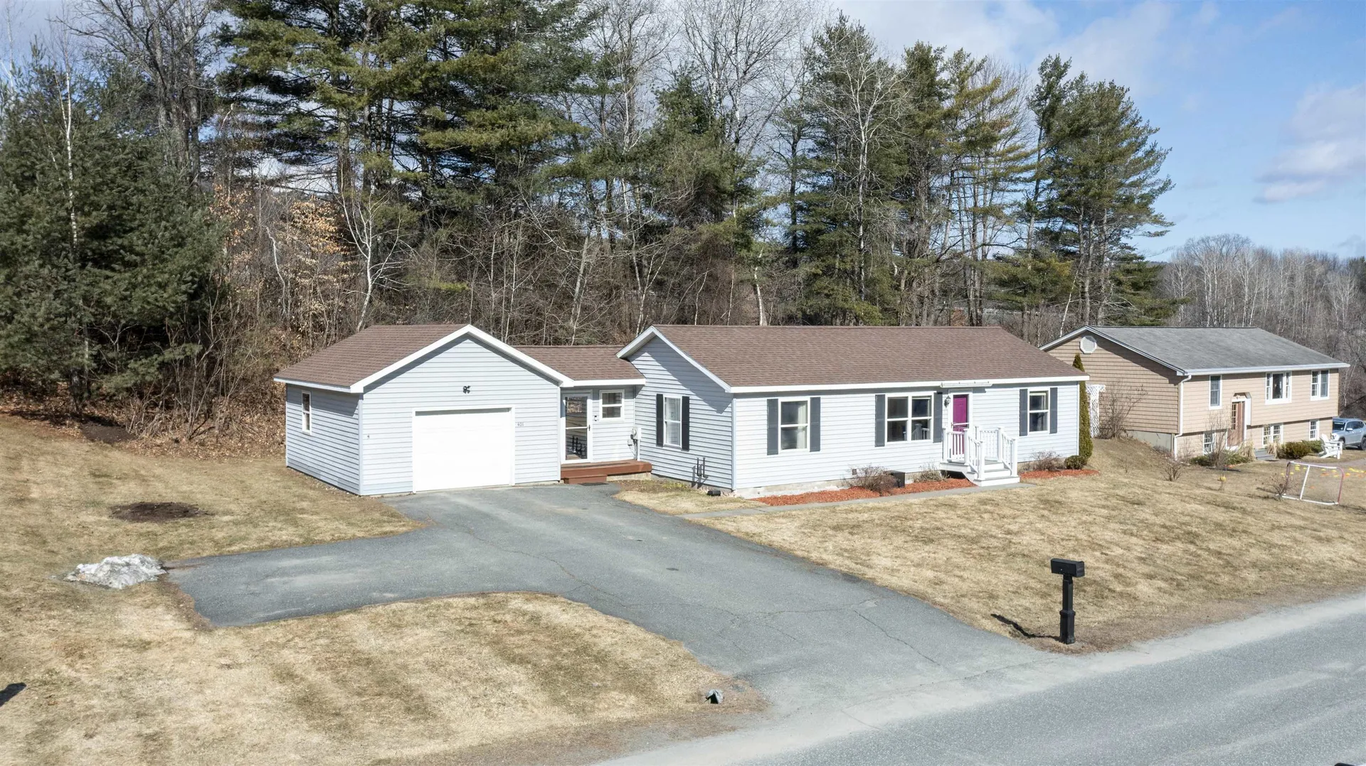 401 Colonial Drive Hartford VT 05001