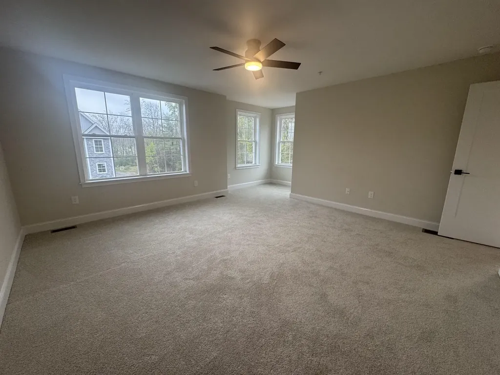87 Kearsarge Lane Tilton NH 03276