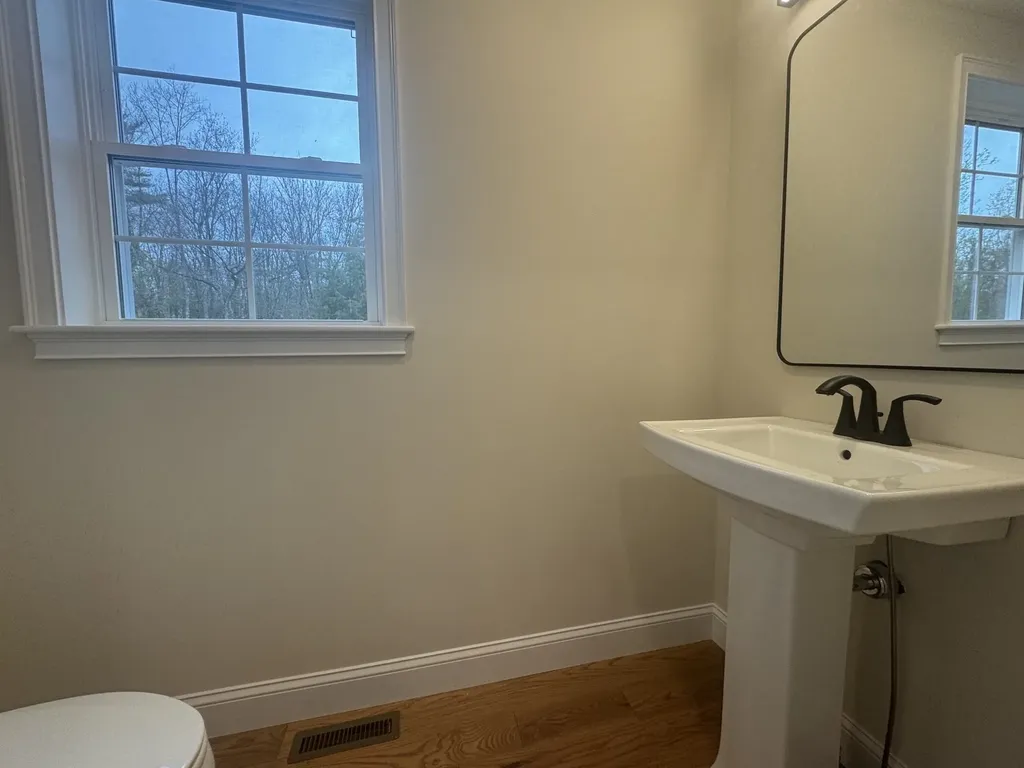 87 Kearsarge Lane Tilton NH 03276