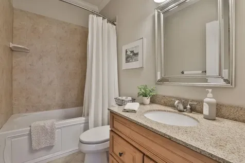 9 Louis Drive Brookline NH 03033