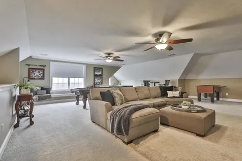 9 Louis Drive Brookline NH 03033