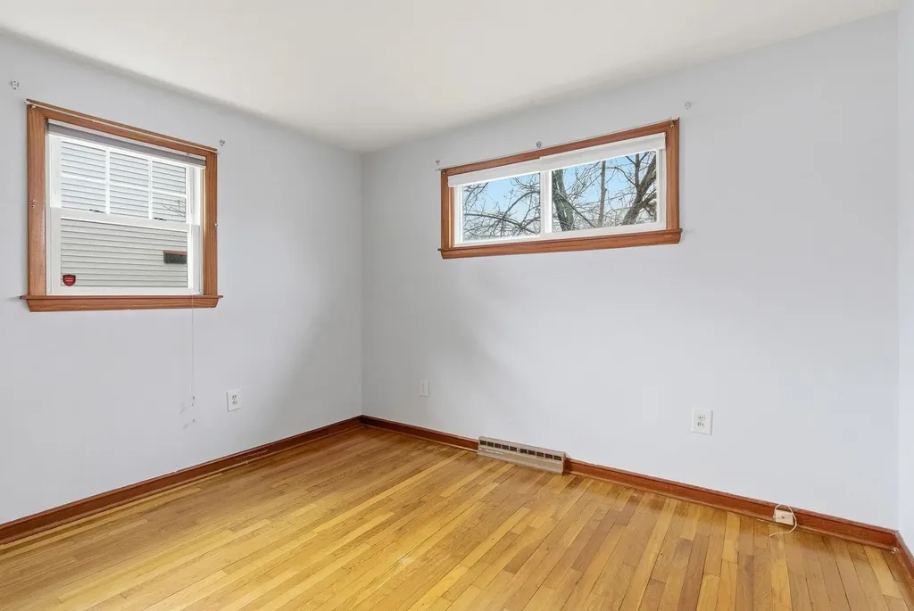 14 Acton Street Nashua NH 03060
