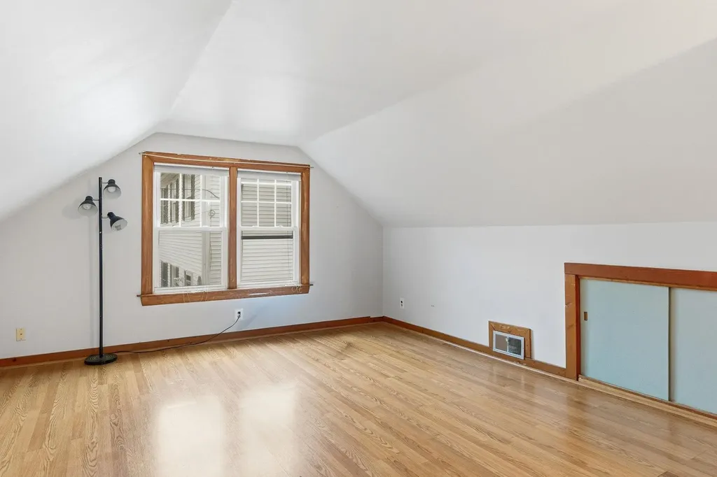 14 Acton Street Nashua NH 03060