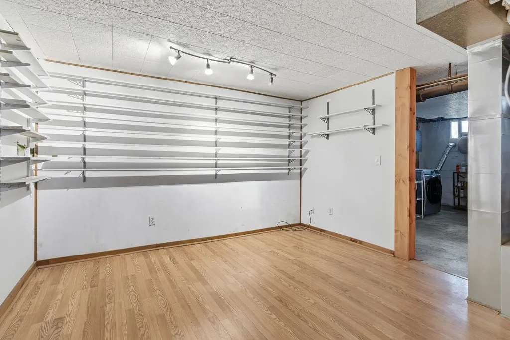14 Acton Street Nashua NH 03060