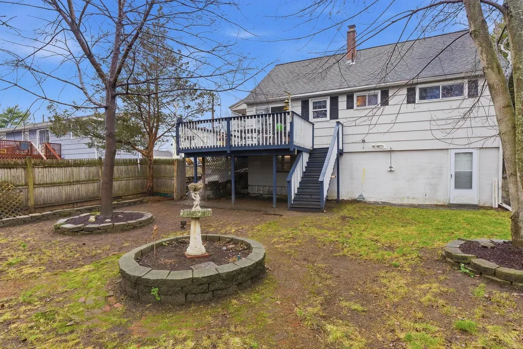 14 Acton Street Nashua NH 03060
