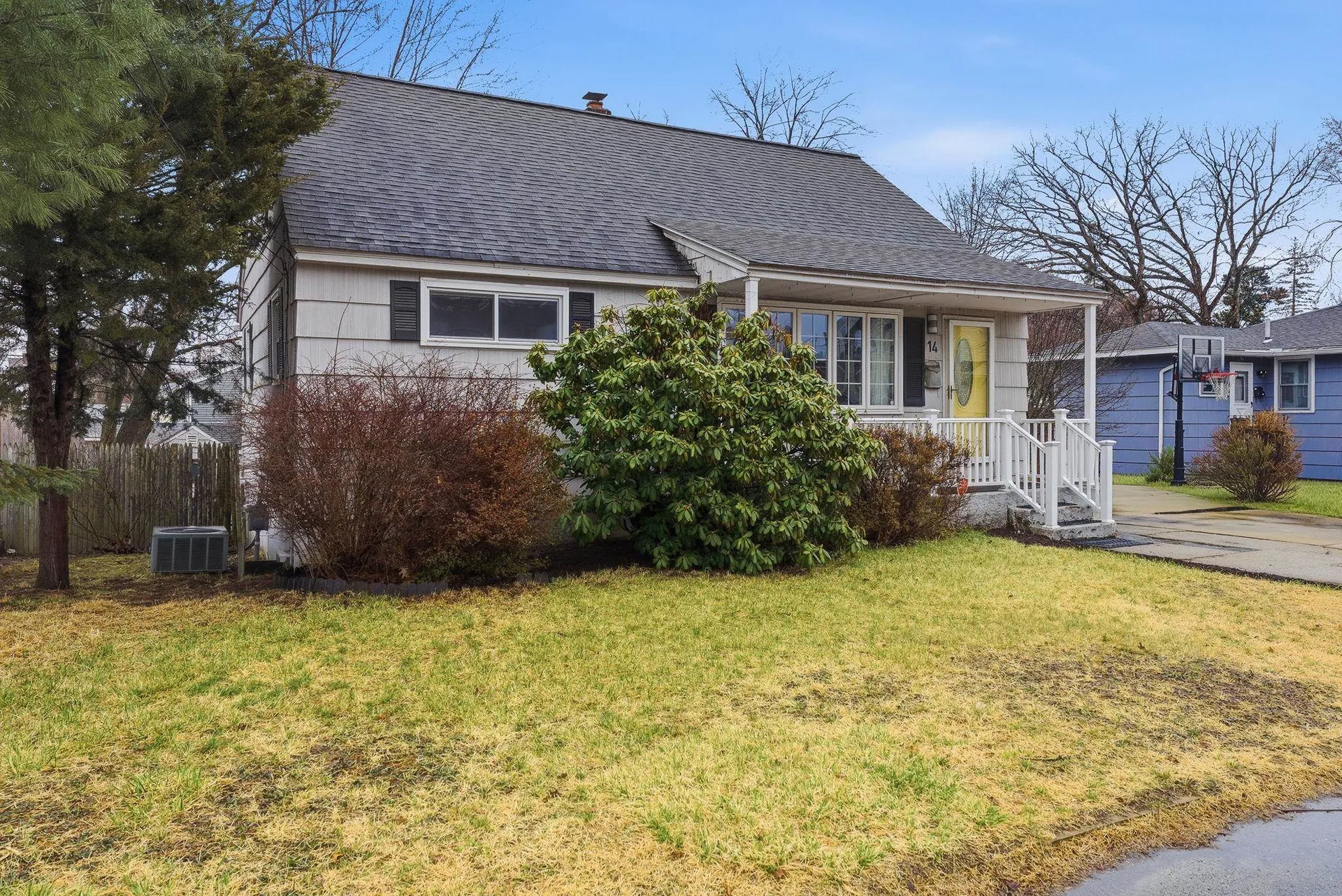 14 Acton Street Nashua NH 03060