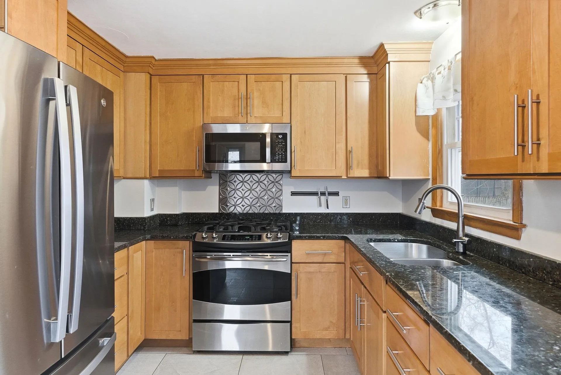 14 Acton Street Nashua NH 03060