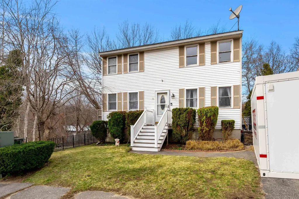 31 Peoples Place Haverhill MA 01832